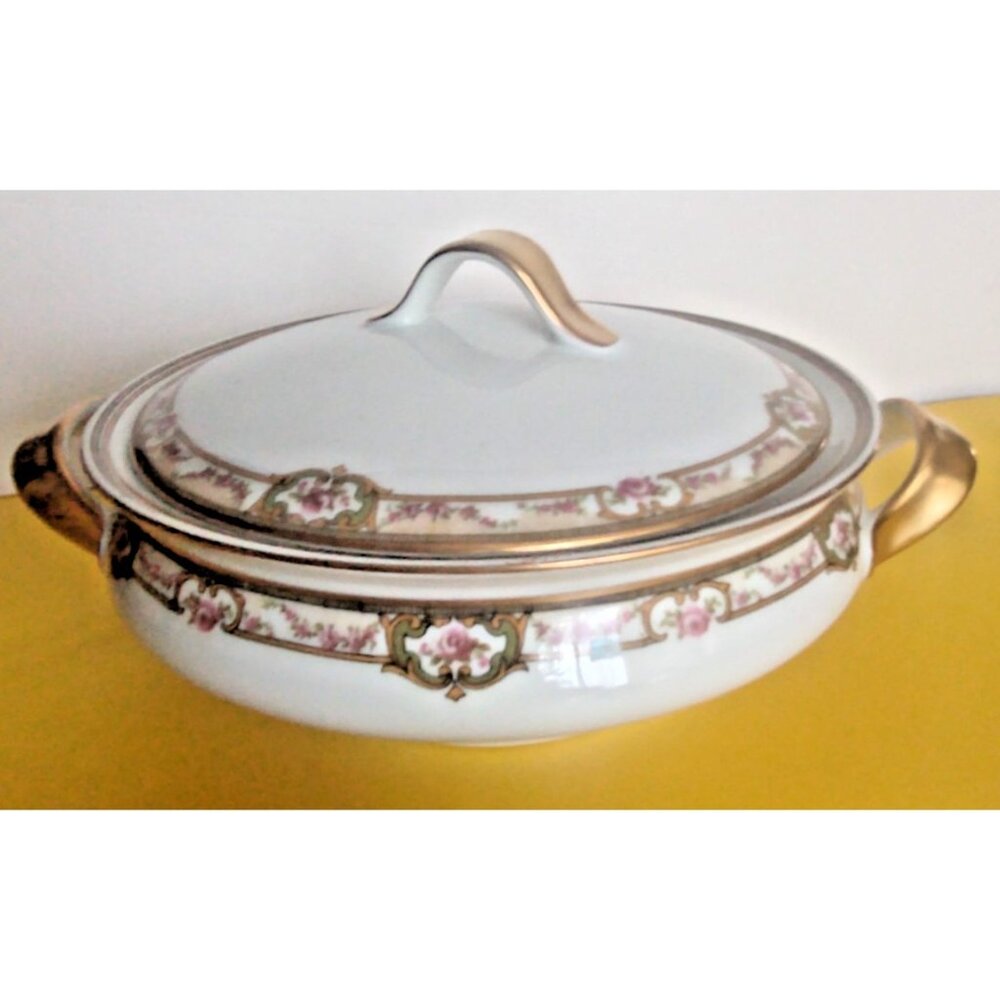 Antique  By Theodore Haviland, Limoges, France Lidded Vegetable Bowl 1910-20